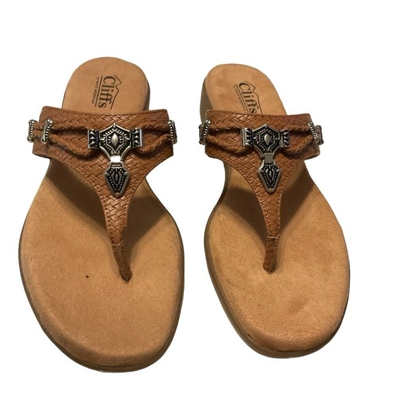 CLIFFS BY WHITE MOUNTAINBailee Sandal‎ In Natural Woven size 8 - Picture 1 of 7